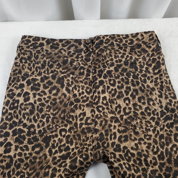 Express Leopard Leggings - Picture 2 of 8